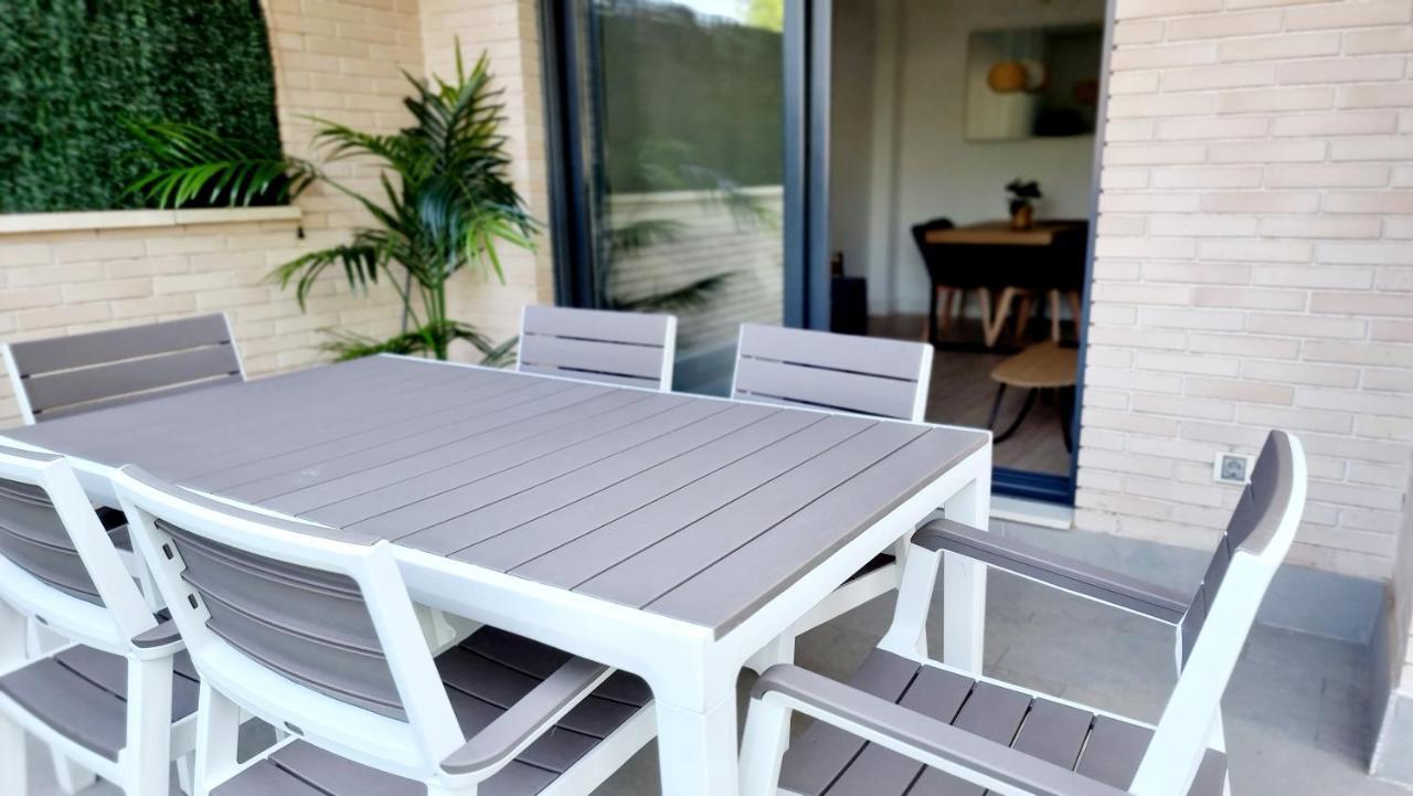 Apartamento Diseno Con Jardin Privado A 100 Metros Del Mar Torredembarra Esterno foto